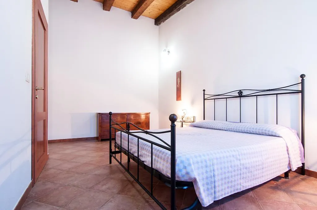 Le Case Al Quadrato Syracuse 0*,  Italy